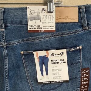 NWT Size 22W, Seven7 Tummyless Skinny Jean